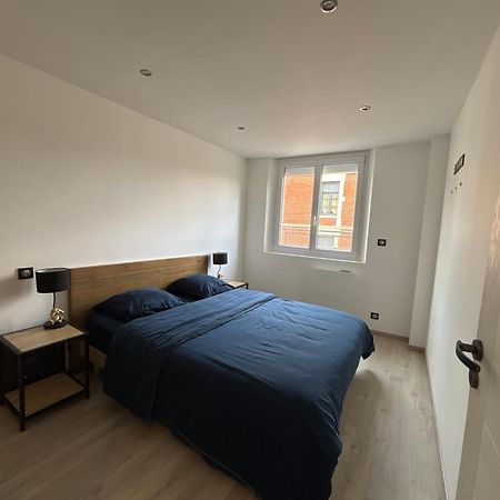Appartement De Adrien Garage Prive Charleville-Mézières Esterno foto