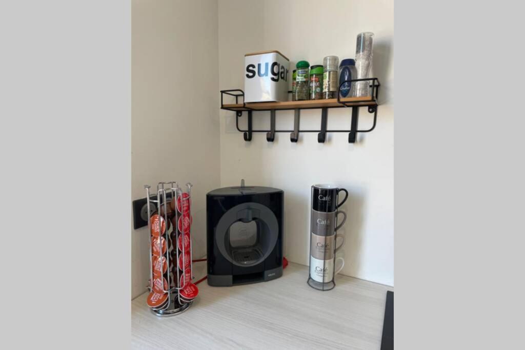 Appartement De Adrien Garage Prive Charleville-Mézières Esterno foto