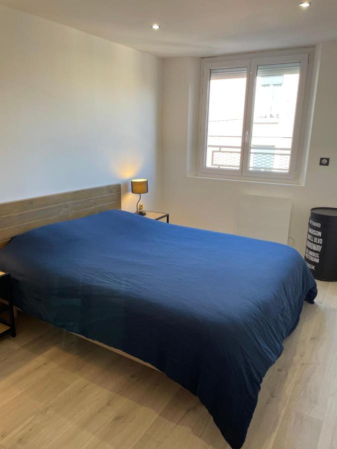 Appartement De Adrien Garage Prive Charleville-Mézières Esterno foto